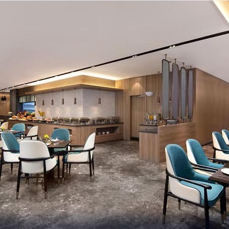 Rezen Hotel Zhuhai Hengqin Border And Exhibition Center Branch Exteriör bild